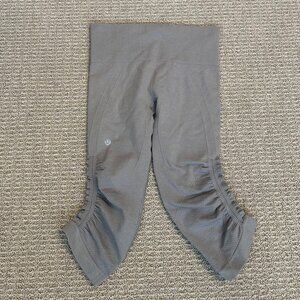 Lululemon Awakening Crop